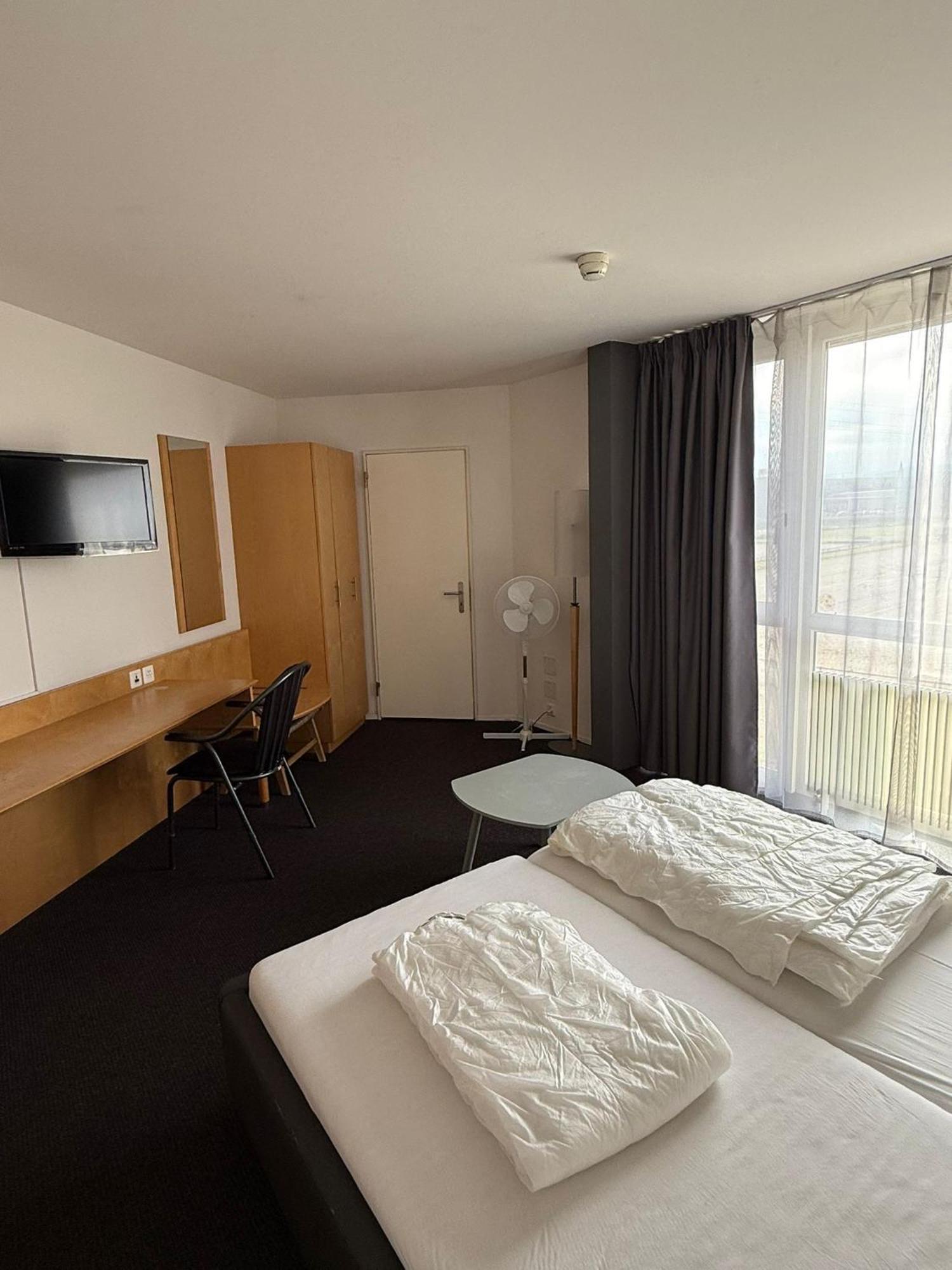 Hotel East End Frauenfeld Exterior photo